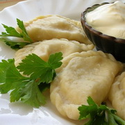 Простой и вкусный рецепт вареников с сыром